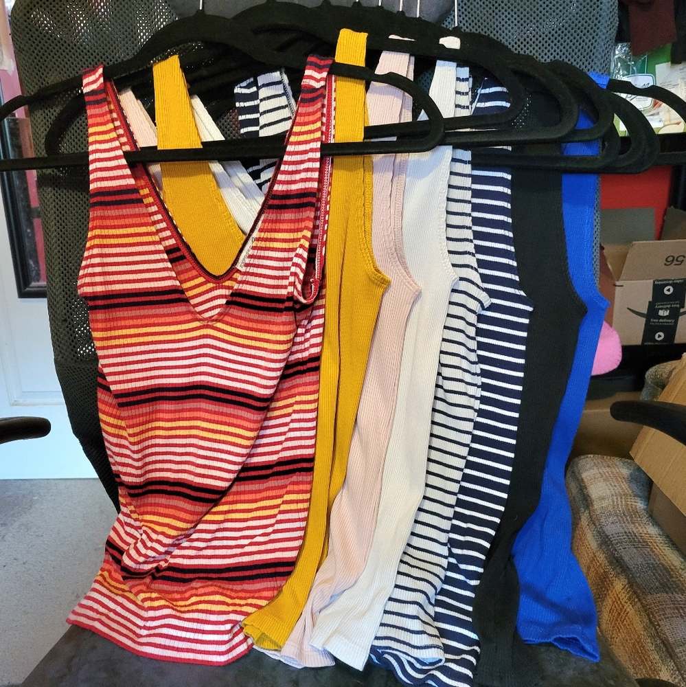 SET OF 8 | Express Women's Ribbed V-Neck Tank Tops XS (PINK 1 IS NWT) - Picture 2 of 12
